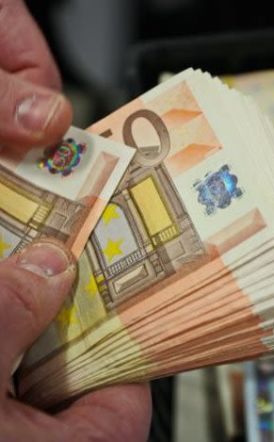 Από τον Ιανουάριο 2026  Τις πρώτες αυξήσεις μισθών με βάση τη φορολογική μεταρρύθμιση θα δουν περίπου 2 εκατομμύρια μισθωτοί του ιδιωτικού τομέα  -Ποιοι εργαζόμενοι ωφελούνται