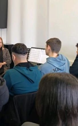 Μαθητές του Γυμνασίου Μακροχωρίου,  ενημερώθηκαν για τη δουλειά του δημοσιογράφου και το στήσιμο της εφημερίδας τους