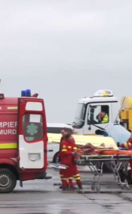 Μεταφέρθηκαν στη Θεσσαλονίκη με αεροσκάφος του ΕΚΑΒ οι δύο τραυματίες οπαδοί του ΠΑΟΚ - Αύριο Σάββατο στην Αλεξάνδρεια οι κηδείες των τριών παιδιών