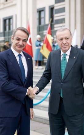 Θετικό κλίμα και χωρίς εκπλήξεις,  η συνάντηση Μητσοτάκη – Ερντογάν στην Άγκυρα -Κοινή θέση η διατήρηση πολυεπίπεδων διαύλων επικοινωνίας ανάμεσα στις δύο χώρες