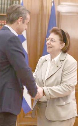 «Ακλόνητο» ρεκόρ πετυχαίνει η υπουργός Πολιτισμού Λίνα Μενδώνη!