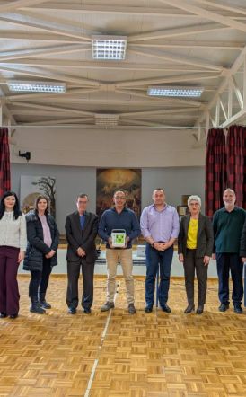 Δωρεά απινιδωτή στα Ριζώματα