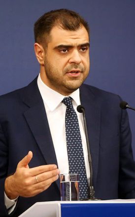 Μαρινάκης: «Δεν υπάρχει θέμα ανασχηματισμού, το διαψεύδω»