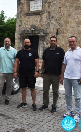 Δύο σύγχρονα ημιφορτηγά 4x4 ενισχύουν τον στόλο του Δήμου Νάουσας μέσω του προγράμματος «ΦιλόΔημος ΙΙ»