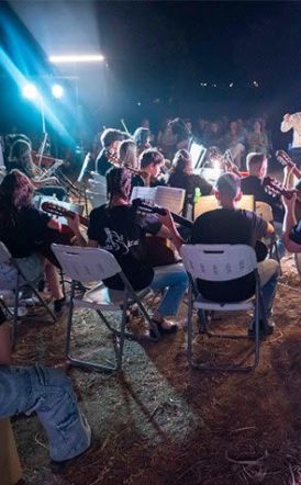 Θερμό χειροκρότημα  για τους Artguitaristas  του Δημοτικού Ωδείου Βέροιας,  στο «Μusifanto 2025»  της Σίφνου 
