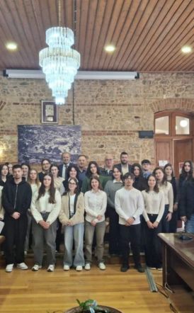 Ολοκληρώθηκε με επιτυχία το 7ο Δημοτικό Συμβούλιο Εφήβων (φωτος)