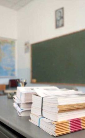 Σουηδία: «Οθόνες off – Βιβλία on» στα σχολεία