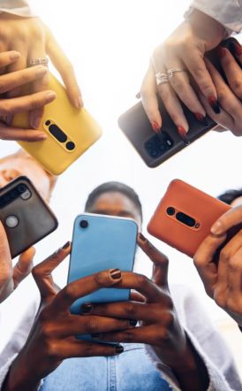 Ιστορική απόφαση: Meta και Google «εθιστικά» και υπεύθυνα για την ψυχική βλάβη νεαρής