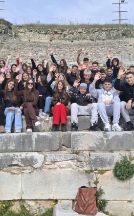 6ο ΓΥΜΝΑΣΙΟ ΒΕΡΟΙΑΣ  Διήμερη εκπαιδευτική επίσκεψη σε Καβάλα και Δράμα, σε αποστολή γνώσης και Τέχνης 