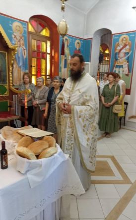 Αγαθοεργός Αδελφότητα  Κυριών Νάουσας: Θεία Λειτουργία της Αγίας Κυριακής