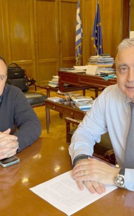 Λάζαρος Τσαβδαρίδης:  «Σημαντική ενίσχυση του ΕΚΑΒ Ημαθίας με 10 νέες θέσεις  μόνιμου προσωπικού» – Καρποφόρησε η σχετική συνεργασία με τον Πρόεδρο Εργαζομένων ΕΚΑΒ Ημαθίας για την αναβάθμιση των υπηρεσιών υγείας