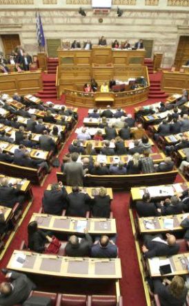 Προσέξτε τον «λύκο» που αλλάζει τρίχα για να τρυπώσει στην Βουλή!