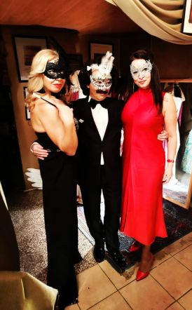 Masqué Salon Μια σκηνογραφημένη ιδιωτική βραδιά όπερας στο ατελιέ του Τάσου Πρωτοψάλτου