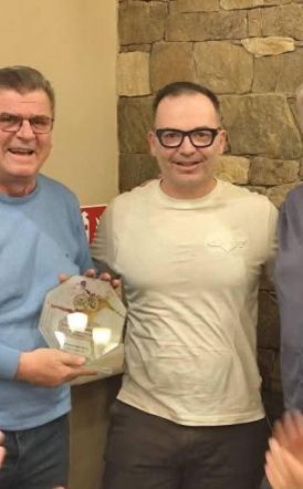 Χάντμπολ: Έκοψαν την βασιλόπιτα οι Βετεράνοι της Βέροιας - Τιμήθηκε ο Ν. Μάντζος