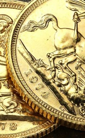 Απογειώνεται η τιμή της χρυσής λίρας