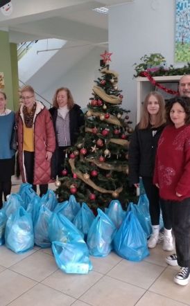 Χριστουγεννιάτικη προσφορά αγάπης από το 6ο Γυμνάσιο Βέροιας