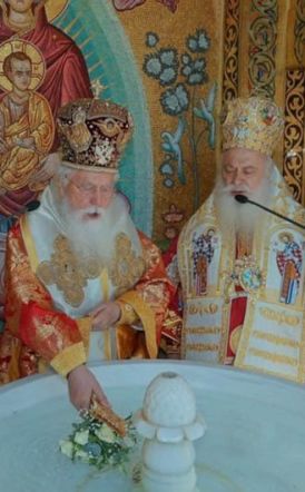 Η εορτή της Ζωοδόχου Πηγής,  στην Ι. Μ. της  Παναγίας Δοβρά στη Βέροια