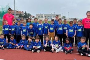 110 μικροί αθλητές σε προπονητική ημερίδα τριάθλου από τη Γ.Ε. Νάουσας