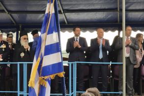 Ο Τάσος Μπαρτζώκας εκπρόσωπος της Βουλής των Ελλήνων στους εορτασμούς της 28ης Οκτωβρίου στη Βέροια