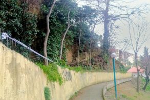 Δίνει μάχη για τη ζωή του ο 7χρονος που τραυματίσθηκε σοβαρά από πτώση, στην περιοχή Πασακιόσκι της Βέροιας