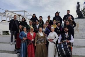 Η Εύξεινος Λέσχη Βέροιας  συμμετείχε στο 6ο Φεστιβάλ παραδοσιακών χορών στο νησί της Σκύρου