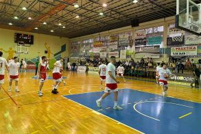 Α2 μπάσκετ  Ήττα για τον Φίλιππο  (72-57) στο Αγρίνιo για τα playouts Την Τετάρτη το κρίσιμο παιχνίδι στην Βέροια  