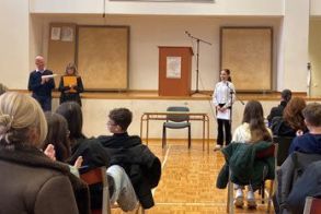  «Αν θα μπορούσα τον κόσμο να άλλαζα»: Η νεανική φωνή στους Αγώνες Αυθόρμητου Λόγου στη Βέροια