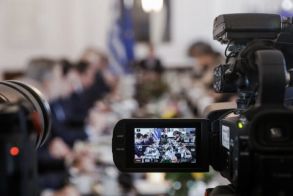 Ανακοινώθηκαν χθες οι αλλαγές στην Κυβέρνηση Μ. Σχοινάς, Ε. Τουρνάς και Μ. Λαζαρίδης στη νέα σύνθεση, μετά την παραίτηση Τσιάρα, Κεφαλογιάννη και  Βαρτζόπουλου -Εξελίξεις πυροδοτούν οι δικογραφίες της Ευρωπαϊκής Εισαγγελίας για την υπόθεση του ΟΠΕΚΕΠΕ