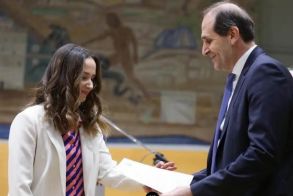 Υποψήφια διδάκτωρ Νομικής του ΑΠΘ η Χρύσα Βεσυροπούλου - Συγχαρητήριο μήνυμα του Τάσου Μπαρτζώκα