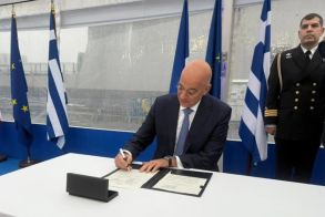 Παραδόθηκε η φρεγάτα Κίμων - «Με τις τέσσερις Belharra ο Ελληνισμός έχει το ισχυρότερο Πολεμικό Ναυτικό της Ιστορίας του» είπε ο Δένδιας