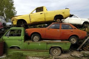 Από το 2026 ξεκινά η υποχρεωτική απόσυρση παλιών οχημάτων