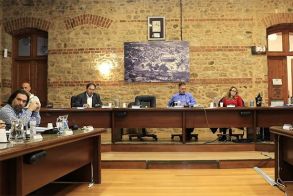 Στο χθεσινό δημοτικό συμβούλιο Δήμαρχος Βέροιας: Τα καίρια  προβλήματα της Αυτοδιοίκηση  έμειναν πίσω, για μια φορά ακόμα -Συγκέντρωση διαμαρτυρίας αιρετών έξω από τη Βουλή στις 19 Δεκεμβρίου