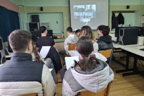 Όταν η Ευρώπη μιλά τη γλώσσα των νέων: Οι Μαθητές – Πρέσβεις του Ευρωπαϊκού Κοινοβουλίου συνομιλούν  με τον Ευρωβουλευτή Σάκη Αρναούτογλου