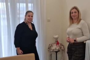 Επίσκεψη της εικαστικού Έλενας Στεργίου στον «Έρασμο»