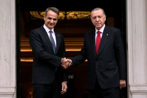 Μητσοτάκης – Ερντογάν: Αναβλήθηκε η συνάντηση και ψάχνουν διαθέσιμη ώρα για τις επόμενες μέρες