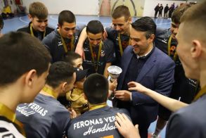 Ο ΦΕΡΩΝΑΣ Βέροιας σήκωσε το 9ο Climax cup παίδων στην Θεσσαλονίκη!