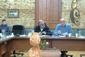 Με αίτημα του «Ισχυρού Δήμου» Η μελέτη βιωσιμότητας της ΔΕΥΑΒ στην ημερήσια διάταξη του δημοτικού συμβουλίου Βέροιας -Έντονη κριτική Παλουκίδη, παρουσίαση στοιχείων από τον διευθυντή Θ. Αχτσή, πολύ πιθανή η αύξηση τιμολογίων