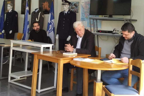Τρεις ποιητικές συλλογές του Μανώλη Μιχαλάκη παρουσιάστηκαν στην Λέσχη Αποστράτων Σωμάτων Ασφαλείας Ημαθίας