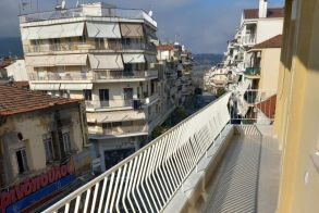 ΕΝΟΙΚΙΑΖΕΤΑΙ Διαμέρισμα πλήρως ανακαινισμένο, 100 τ.μ. Κονίτσης 29 (ΦΩΤΟΣ)