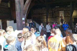 Η Β τάξη του 10ου Δημοτικού Σχολείου Βέροιας στο Λύκειο των Ελληνίδων Βέροιας