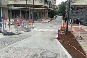 Δήμος Νάουσας: Δόθηκε σε κυκλοφορία η οδός Θεοφίλου  το πλαίσιο του έργου «Open Mall» και της Αστικής Ανάπλασης