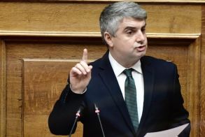 ΠΑΣΟΚ: Σήμερα ο Οδυσσέας Κωνσταντινόπουλος μιλά στην Ολομέλεια και παραδίδει την έδρα του