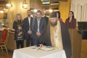 Την βασιλόπιτα του 2026, έκοψε ο «Ισχυρός Δήμος» στο «Αιγές» Κ. Παλουκίδης: «Η αλλαγή έρχεται,  θα είμαι εκ νέου υποψήφιος για τον Δήμο Βέροιας»