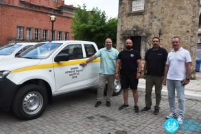 Δύο σύγχρονα ημιφορτηγά 4x4 ενισχύουν τον στόλο του Δήμου Νάουσας μέσω του προγράμματος «ΦιλόΔημος ΙΙ»