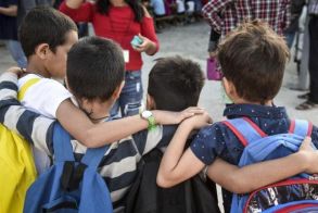 Αλλαγές στο ωράριο αποχώρησης των ολοήμερων  σε δημοτικά και νηπιαγωγεία