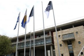 Θεσσαλονίκη: Παραιτήθηκε αντιδήμαρχος για υπόθεση με «φακελάκι», τους συνέλαβαν με προσημειωμένα χαρτονομίσματα
