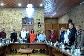 Σιγή ενός λεπτού για την απώλεια του Γ. Ξ. Τροχόπουλου