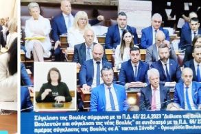 Ορκωμοσία στα βουλευτικά έδρανα για τον Βασίλη Κοτίδη