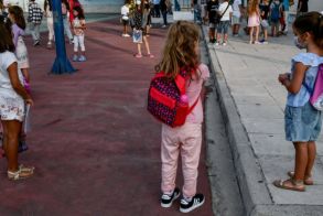 eParents: Έρχεται η νέα ψηφιακή πλατφόρμα στα σχολεία, live ενημέρωση από το κινητό για βαθμούς, απουσίες και εκδρομές