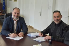 Δήμος Νάουσας: Υπογράφηκε  σύμβαση για την προμήθεια  ολοκληρωμένου συστήματος  έξυπνου οδοφωτισμού 